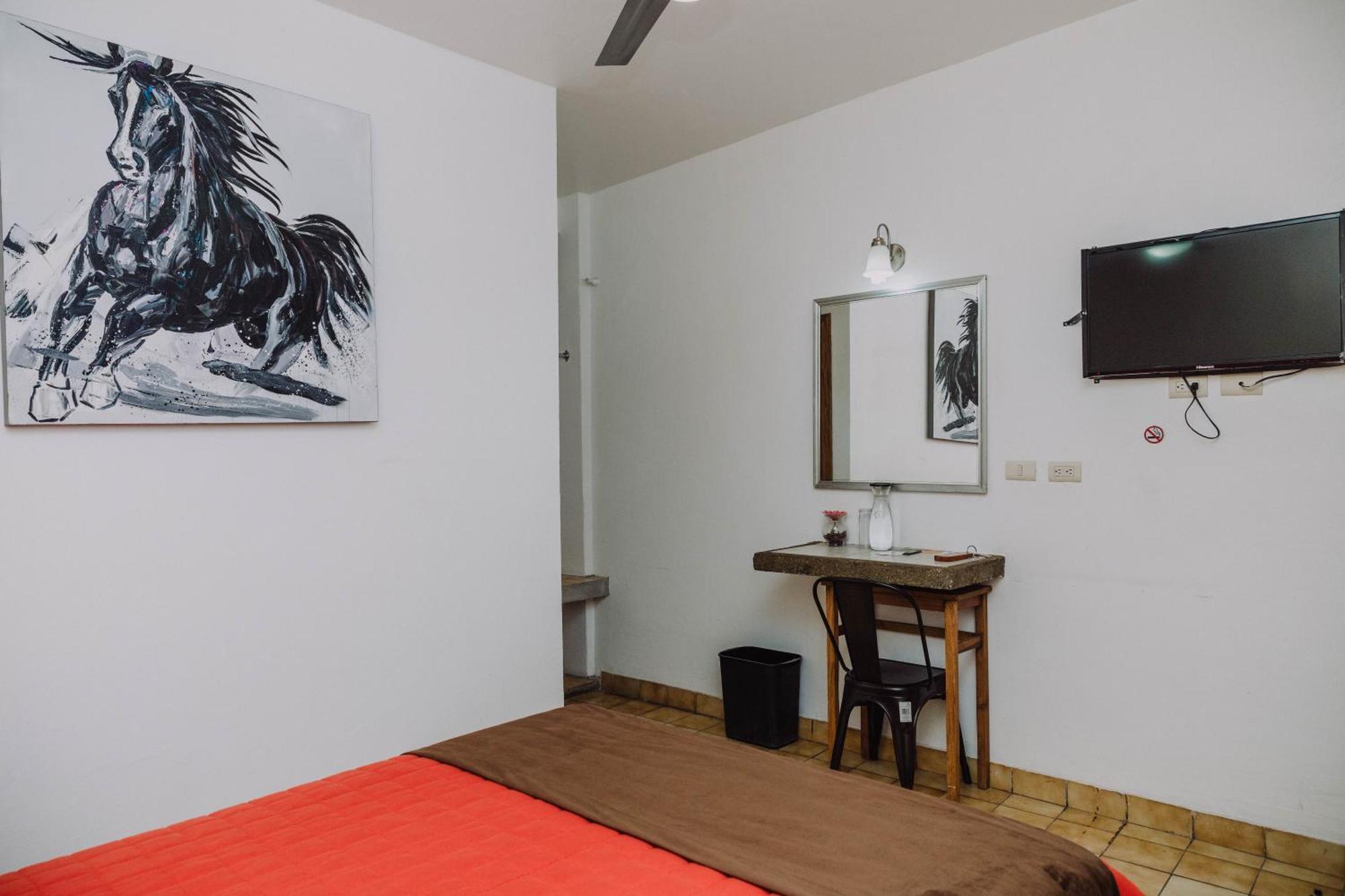 Hotel Cervantino 타파출라 외부 사진