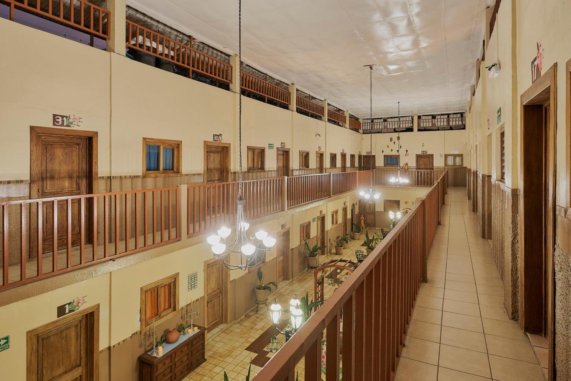 Hotel Cervantino 타파출라 외부 사진