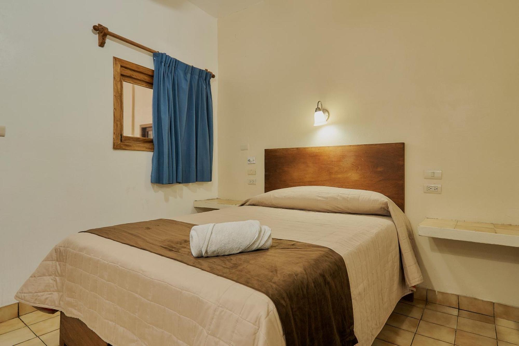 Hotel Cervantino 타파출라 외부 사진