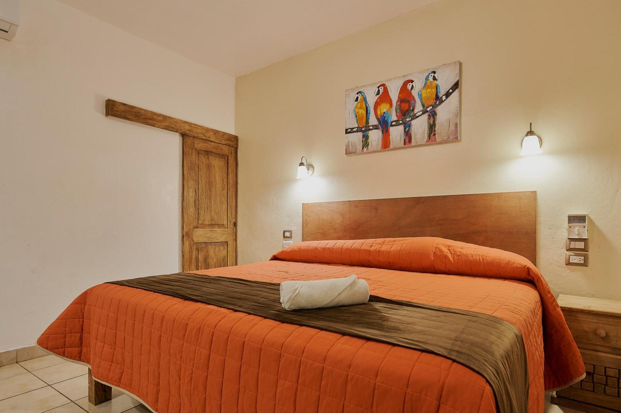 Hotel Cervantino 타파출라 외부 사진