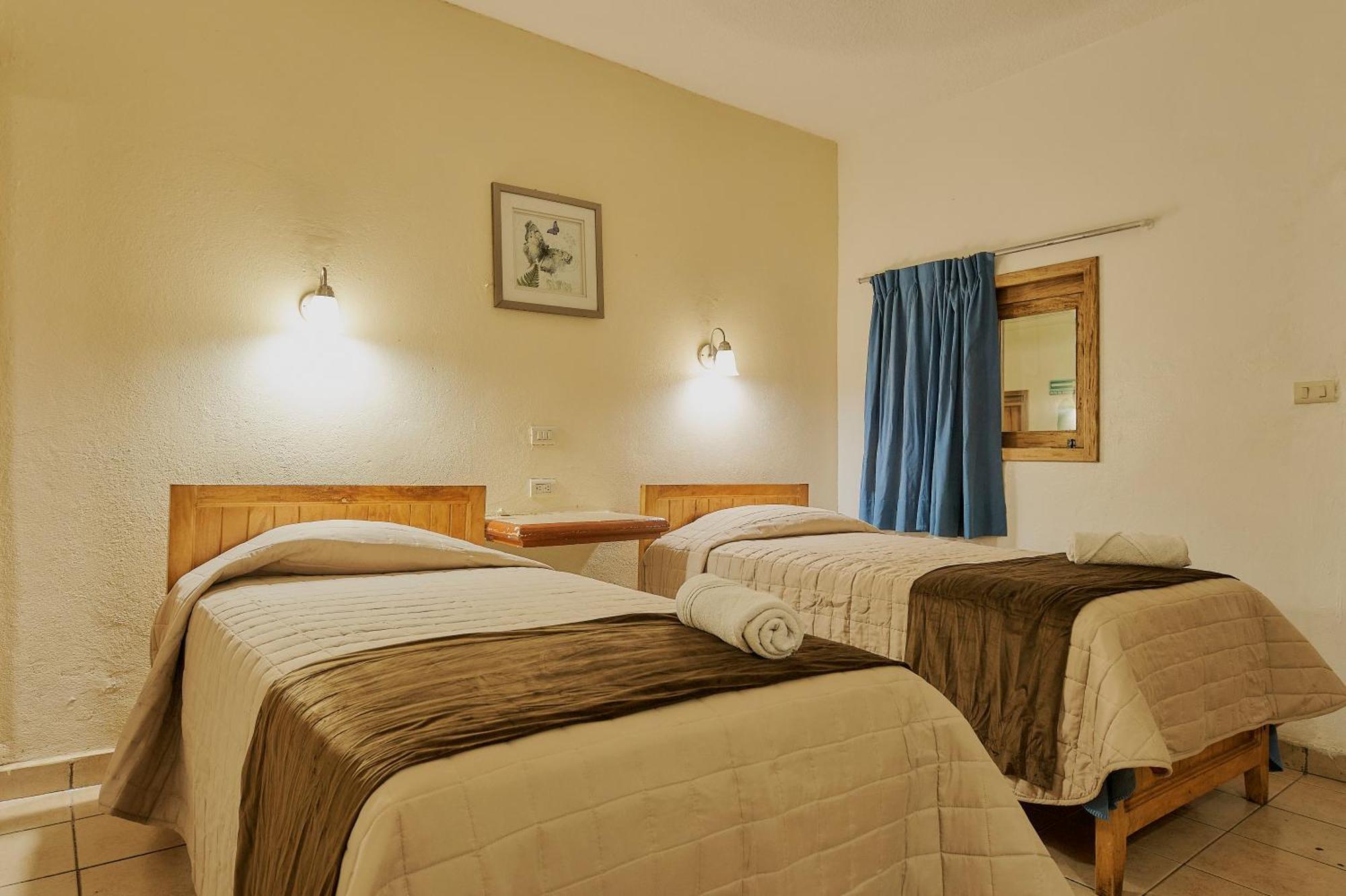 Hotel Cervantino 타파출라 외부 사진