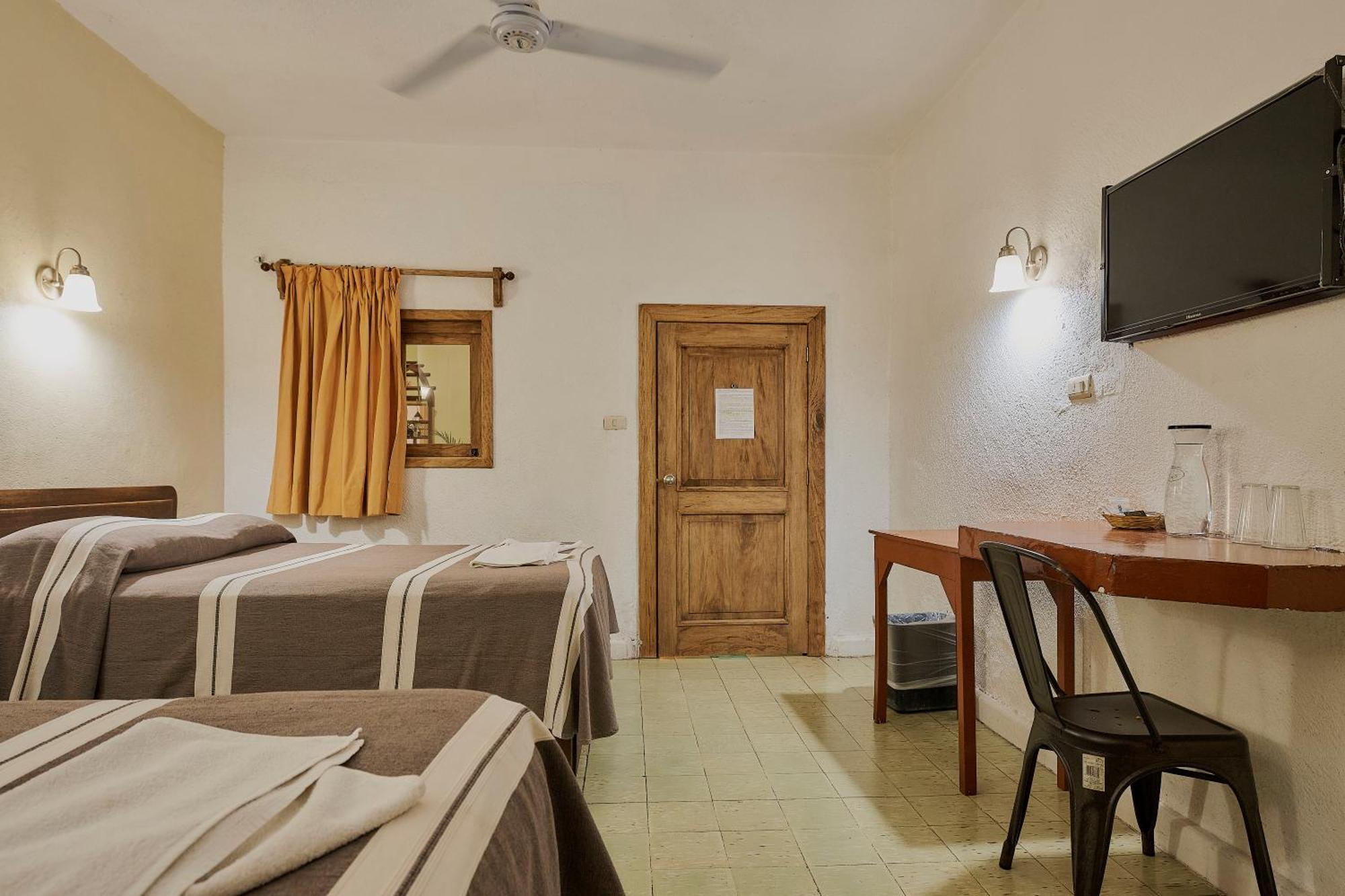 Hotel Cervantino 타파출라 외부 사진