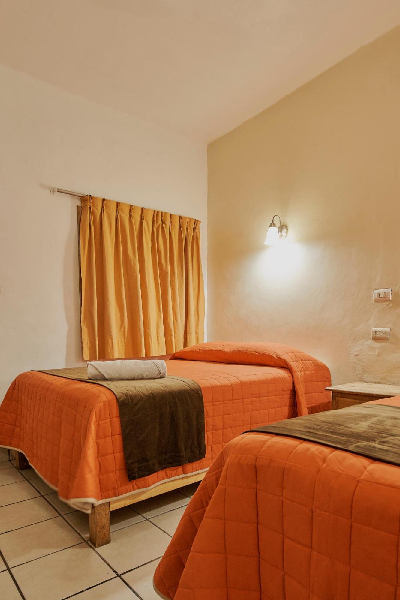 Hotel Cervantino 타파출라 외부 사진